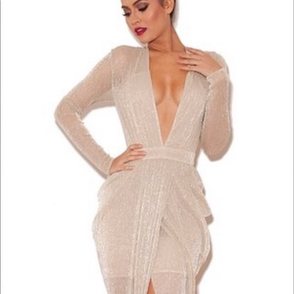 Gorgeous gold / Semi sheer chiffon Maxi Dress